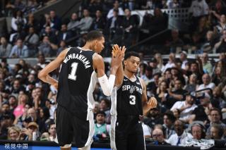 国米在与另 国米在与另